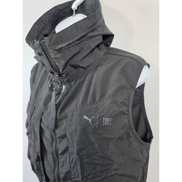 Puma First Mile Black Hooded Cropped Utility Vest Womens Size Small SAMPLE / A99 - Picture 2 of 10